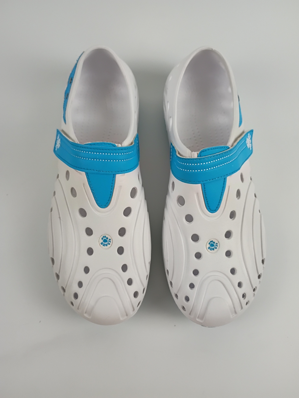 Dawgs White and Blue Lightweight Slip-On Clogs